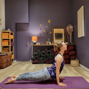 Hatha vinyasa yoga annecy